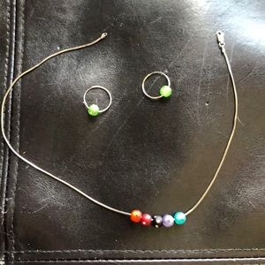 Changeable bead necklace and earrings